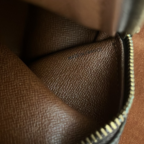 Louis Vuitton Papillon 26 - Picture 5 of 7